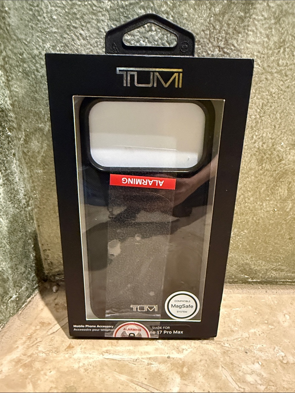 AUTHENTIC  Tumi Black and White MagSafe-Compatible iPhone Case for 17 Pro Max